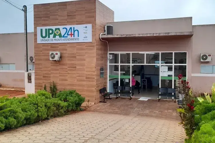 Criança de 4 anos com suspeita de meningite aguarda vaga de UTI em Caetité
