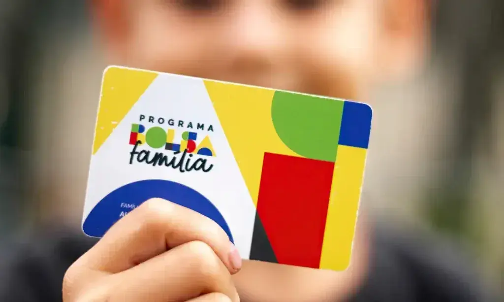 Bolsa Família: políticos eleitos deixam de receber o benefício