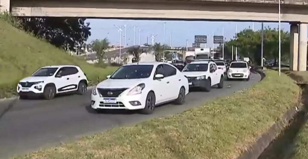 Mulher morre após perder controle da moto na região de São Cristóvão