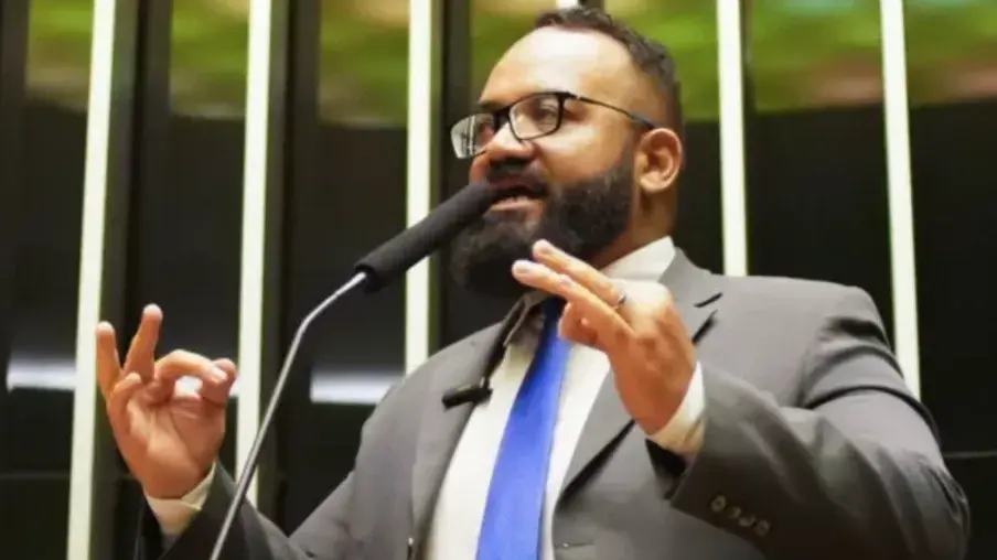 Deputado baiano Leandro de Jesus vai participar da posse de Donald Trump nos EUA