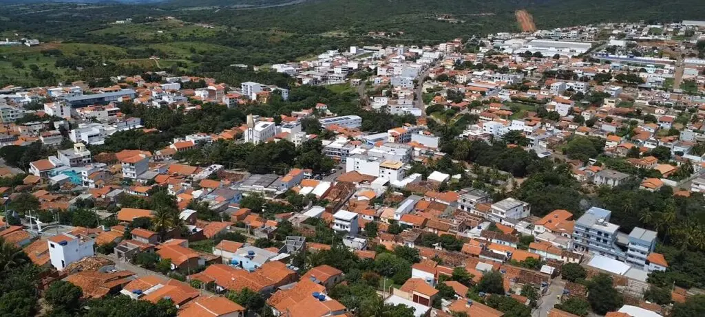 COMERCIANTE DA CIDADE DE URANDI-BA,  É VÍTIMA DE GOLPE ENVOLVENDO FALSA IDENTIDADE DE DELEGADO
