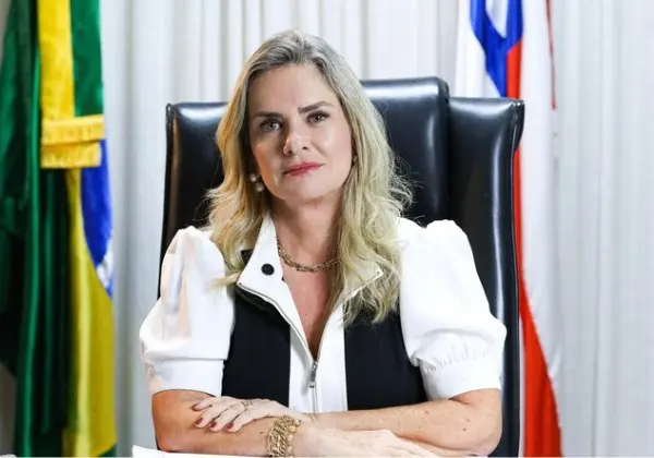 Ivana Bastos reage à taxação de Trump e publica manifesto pela soberania