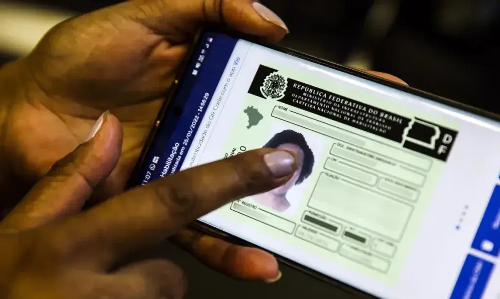 Medida que permite renovação automática da CNH foi assinada hoje