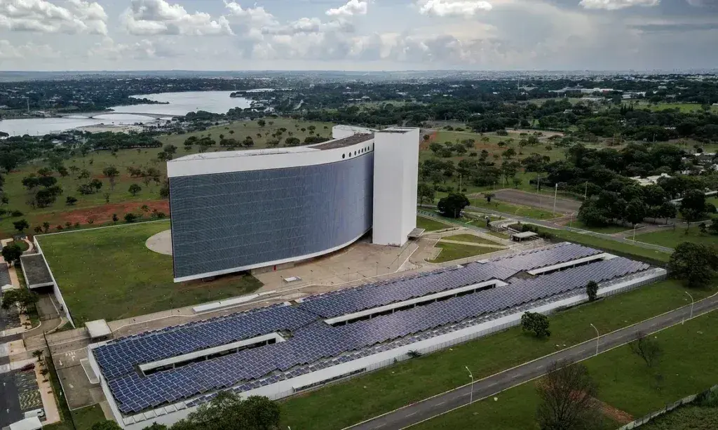 Eleições : prazo para emissão do 1º título eleitoral vai até 6 de maio