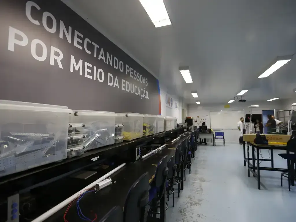 SENAI oferece mais de 135 mil vagas em cursos alinhados às demandas da indústria brasileira