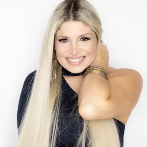 Eu te Amo (And I Love Her)